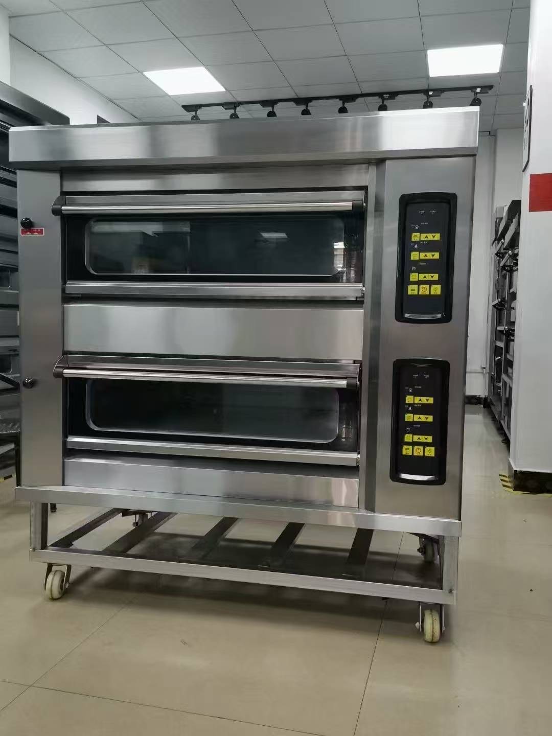 GO24 Commercial Gas Oven | 2 Deck 4 Tray 350℃ Baking Oven For Bakery